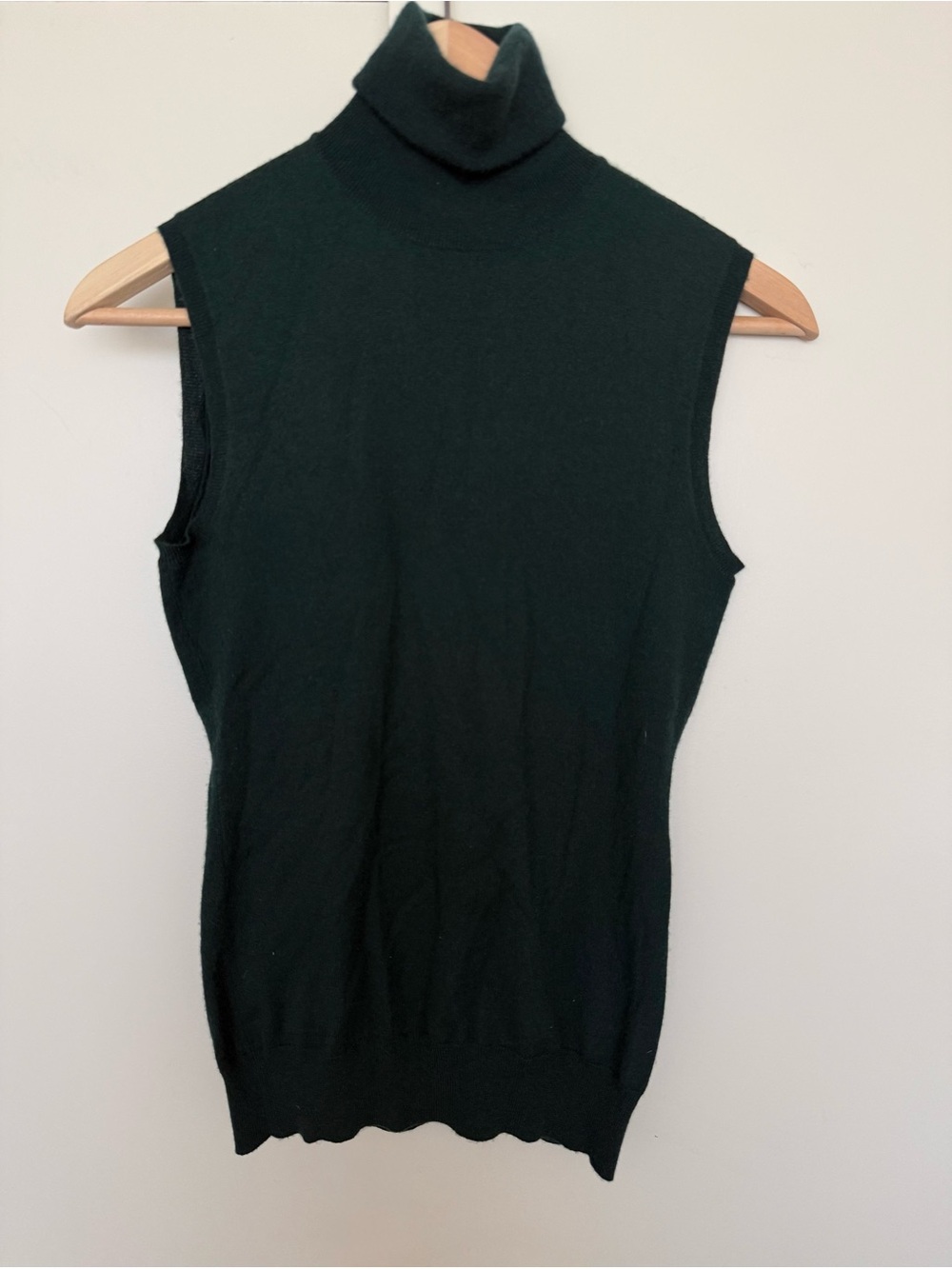 Ralph Lauren Cashmere Sleeveless Turtleneck Knit Evergreen S/M EUC Old Money